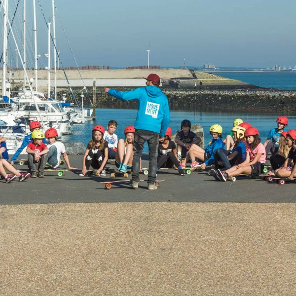Sportief uitje zeeland longboarden